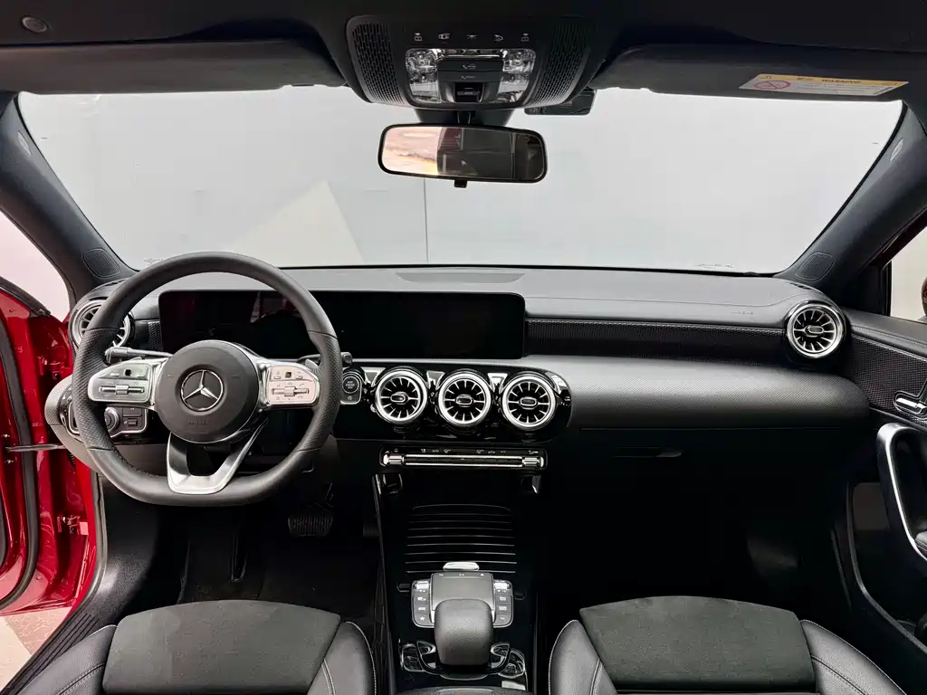 Mercedes-Benz A 200 L Sport Sedan Fashion Edition 2022 Facelift
