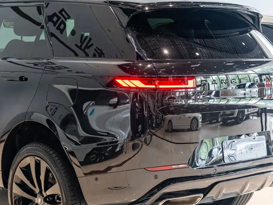 Range Rover Sport P510e Plug-in Hybrid First Edition 2023