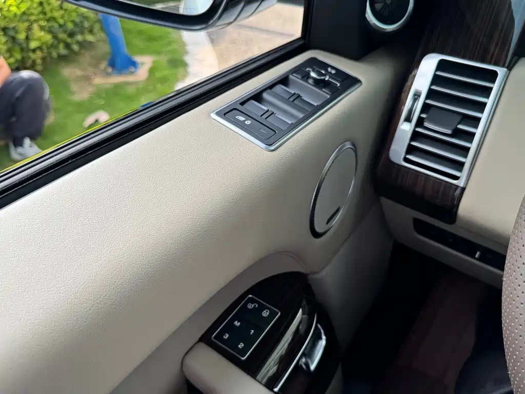 Range Rover 2015 3.0 TDV6 Vogue