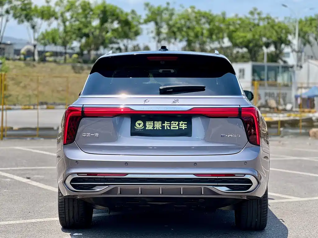 红旗E-HS9 2021 6-seat Flag Comfort Edition 510km