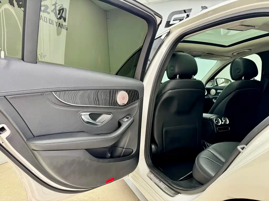 Mercedes-Benz C-Class 2019 C 260 L 4MATIC Sport Line