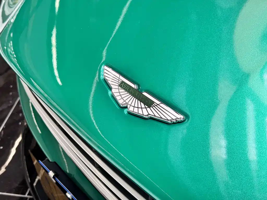 Aston Martin DB11 2019 Model 4.0T V8 Coupe