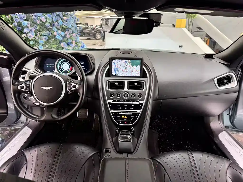 Aston Martin DB11 2019 Model 4.0T V8 Coupe
