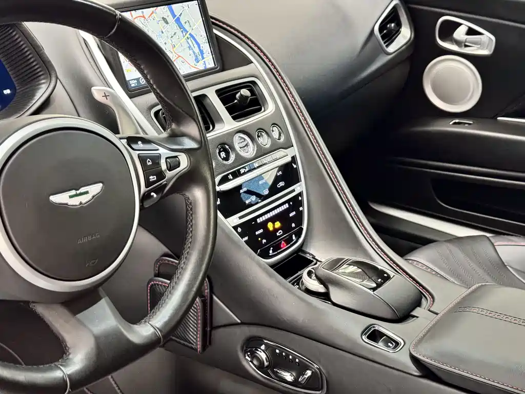 Aston Martin DB11 2019 Model 4.0T V8 Coupe