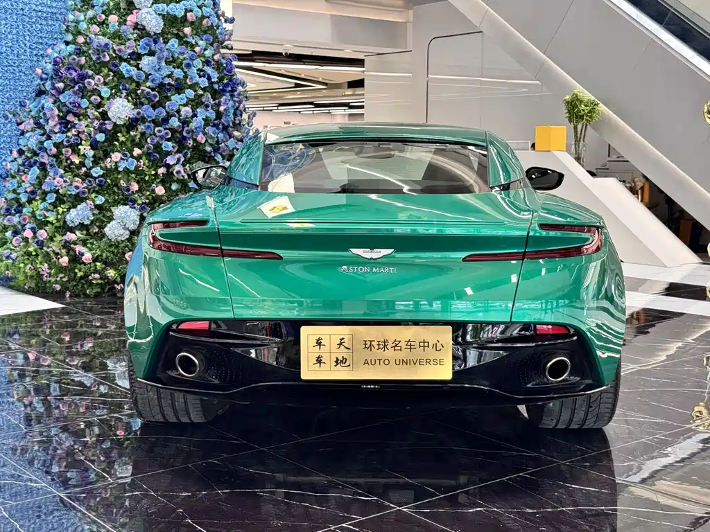 Aston Martin DB11 2019 Model 4.0T V8 Coupe