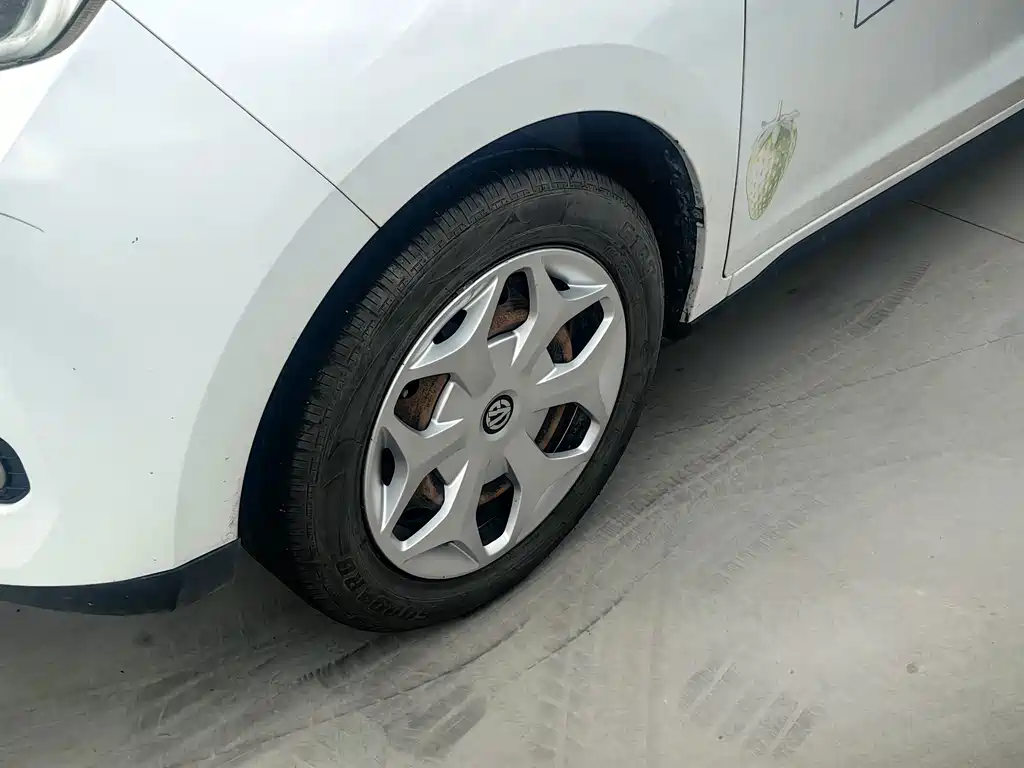 YOUNG Guang Xiaoxin 2021 Model S400 4-Seater