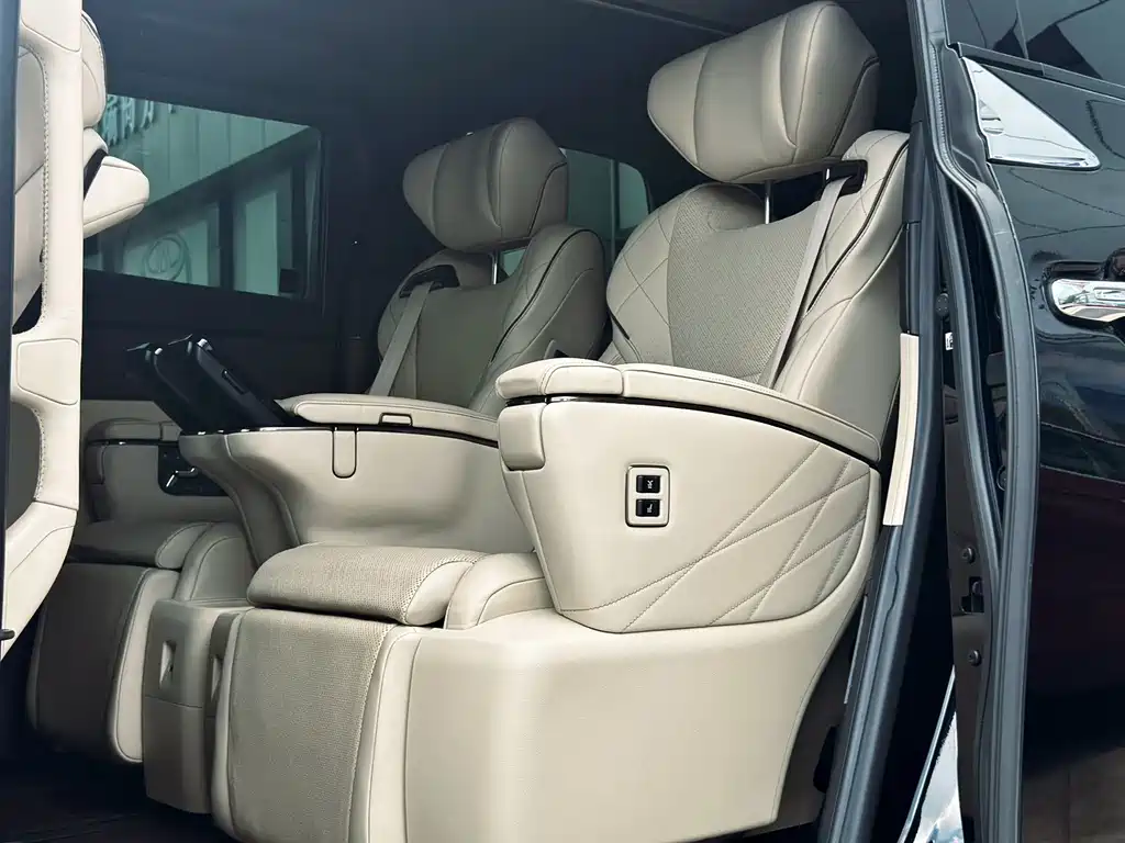 Alphard 2024 Model Double擎 2.5L Zhenxiang Edition