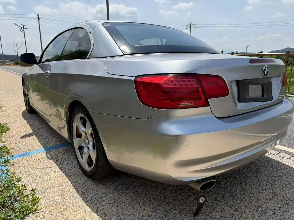 BMW 3 Series Import 2011 320i Convertible Coupe Edition