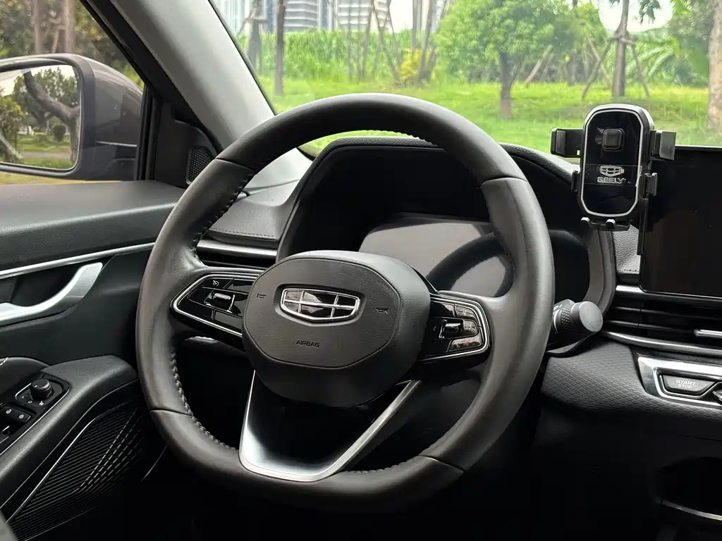 Emgrand 2022 4th Generation 1.5L CVT Prestige Edition
