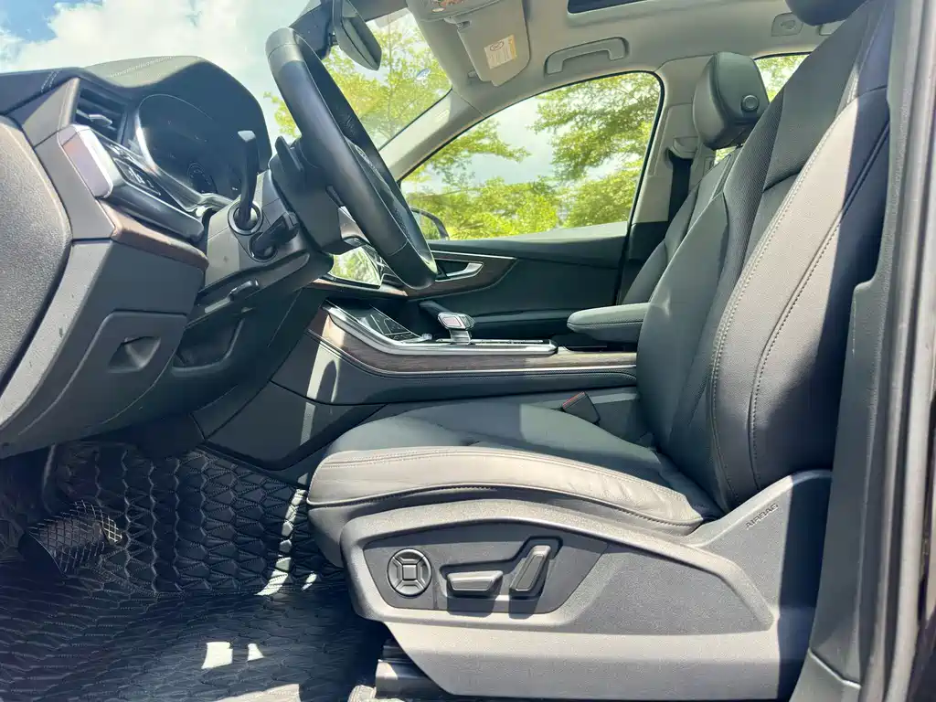 Audi Q7 2023 45 TFSI quattro S line Sport Edition