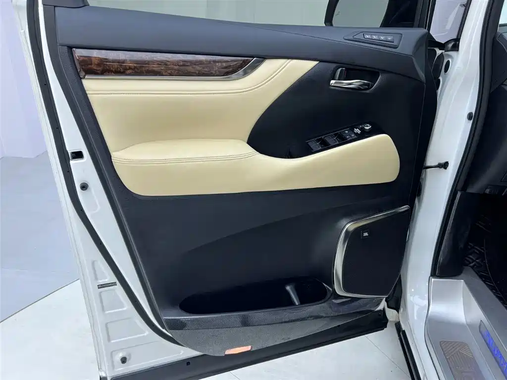 Alphard 2021款 Hybrid 2.5L Luxury Edition