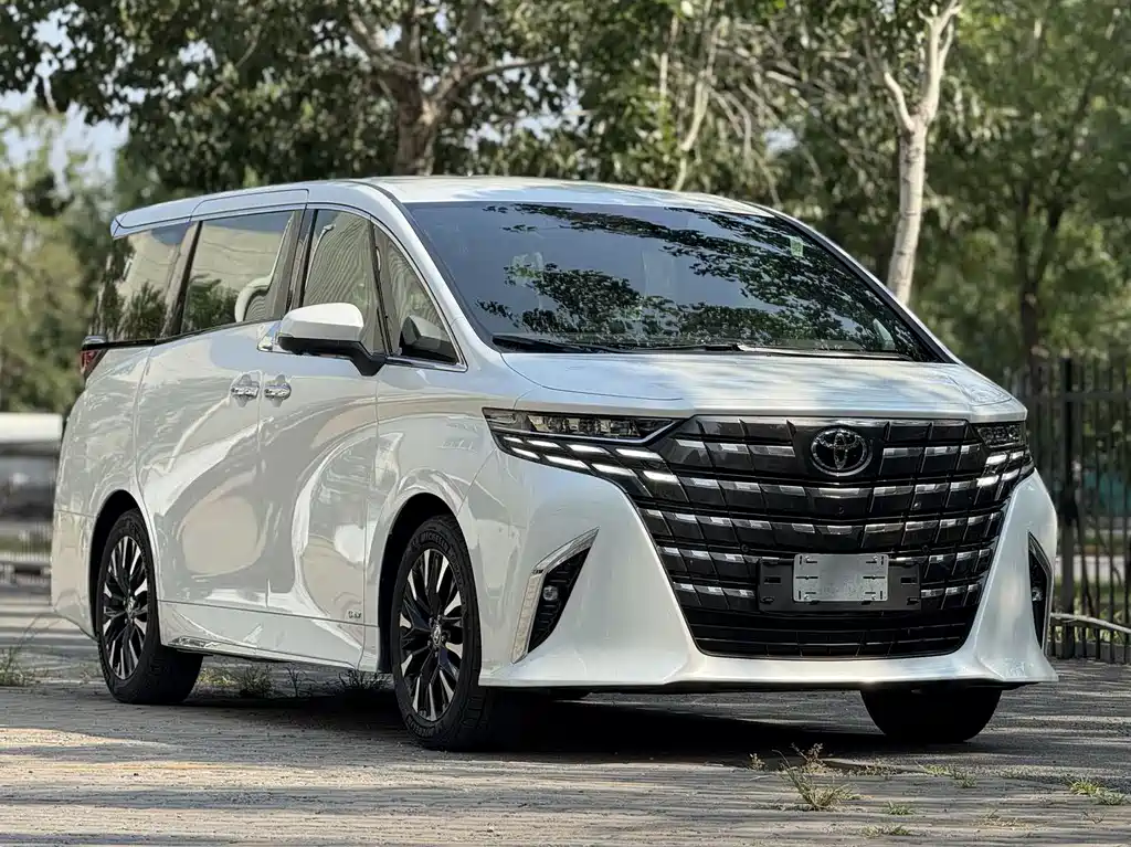 Alphard 2025款 Hybrid 2.5L Premium Gold Edition