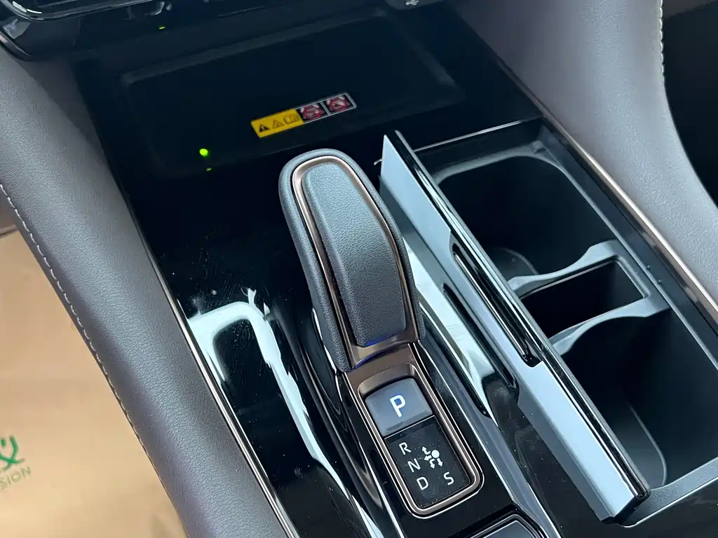 Alphard 2024 model Hybrid 2.5L Prestige Edition