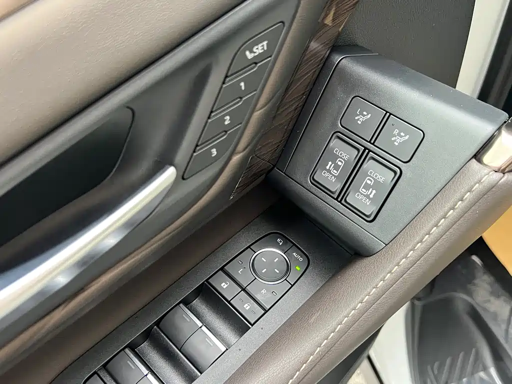 Alphard 2024 model Hybrid 2.5L Prestige Edition