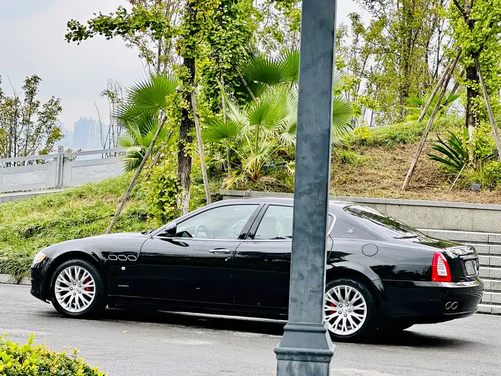 President 2010 4.2L Elite Edition