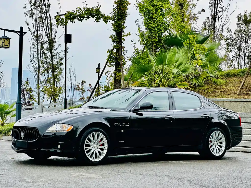 President 2010 4.2L Elite Edition