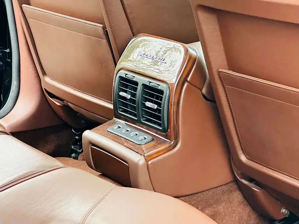 President 2010 4.2L Elite Edition