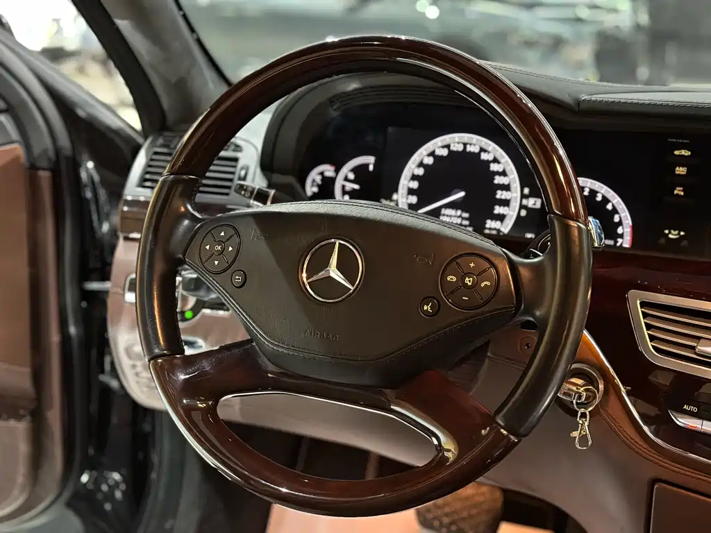 Mercedes S-Class 2010 S 600 L