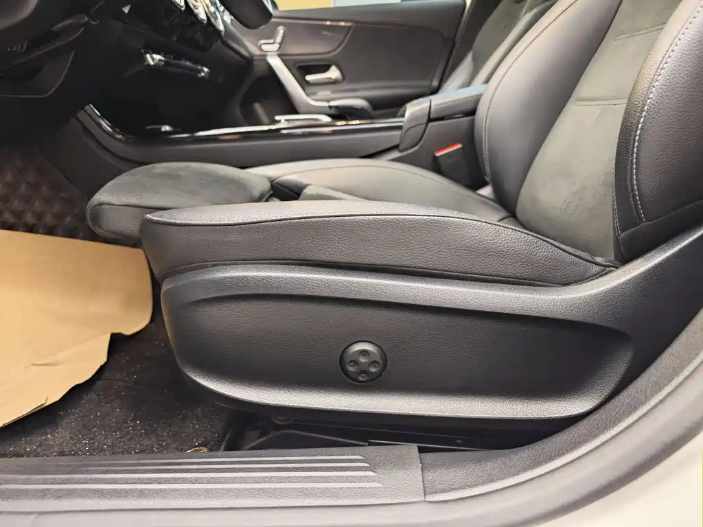 Mercedes-Benz A 200 L Sport Sedan Fashion Edition 2021