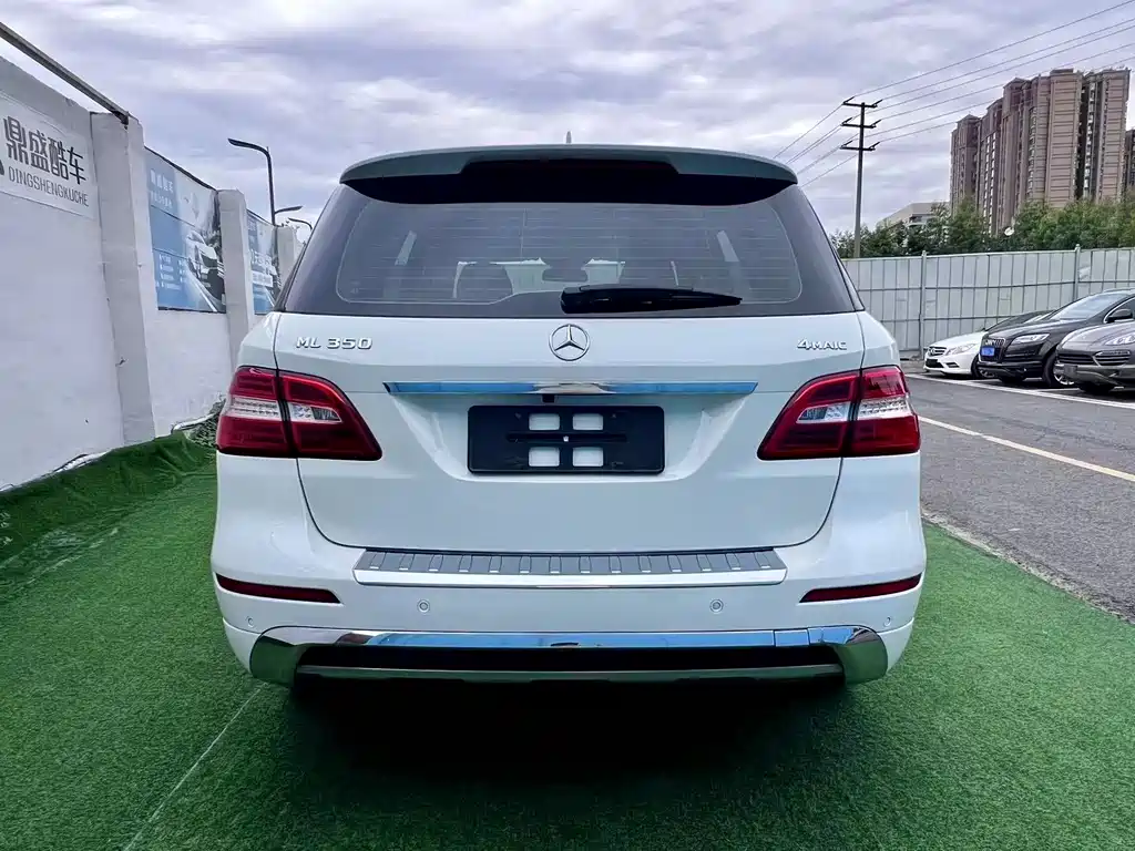 Mercedes-Benz M-Class 2012 ML 300