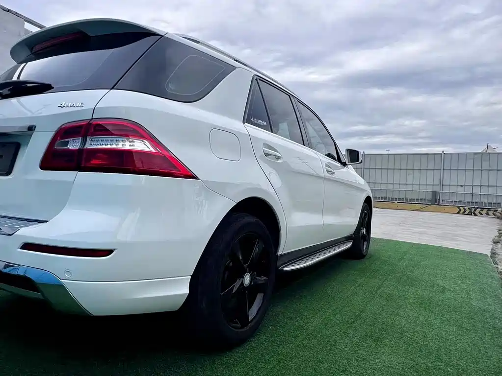 Mercedes-Benz M-Class 2012 ML 300