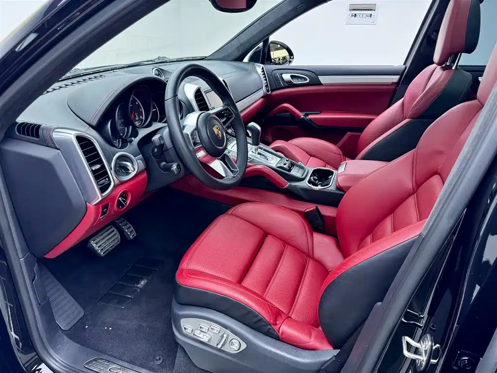 Cayenne 2016 Model Cayenne Turbo 4.8T