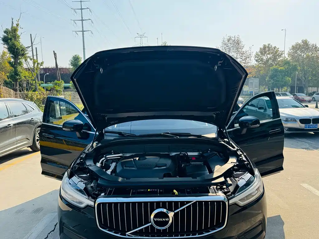 Volvo XC60 2019 T5 AWD Momentum Edition Euro VI