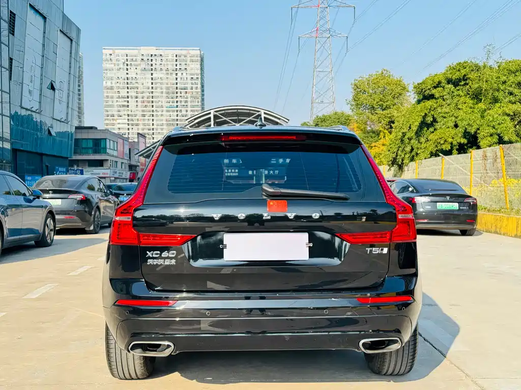 Volvo XC60 2019 T5 AWD Momentum Edition Euro VI