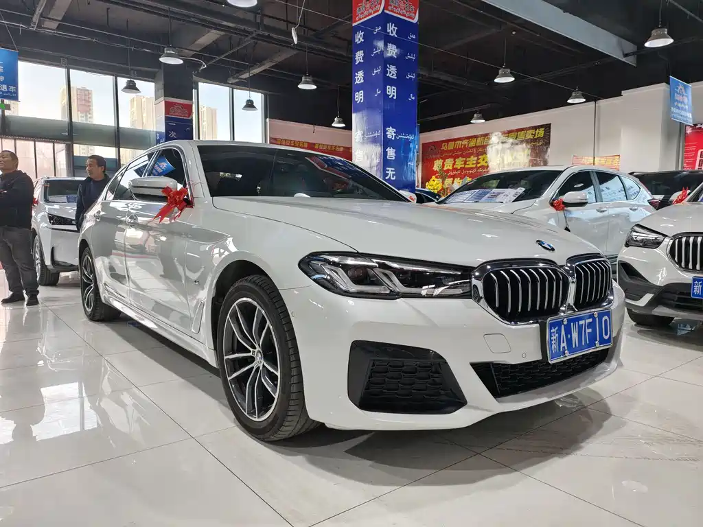 BMW 5 Series 2022 Model Refresh 525Li M Sport Package