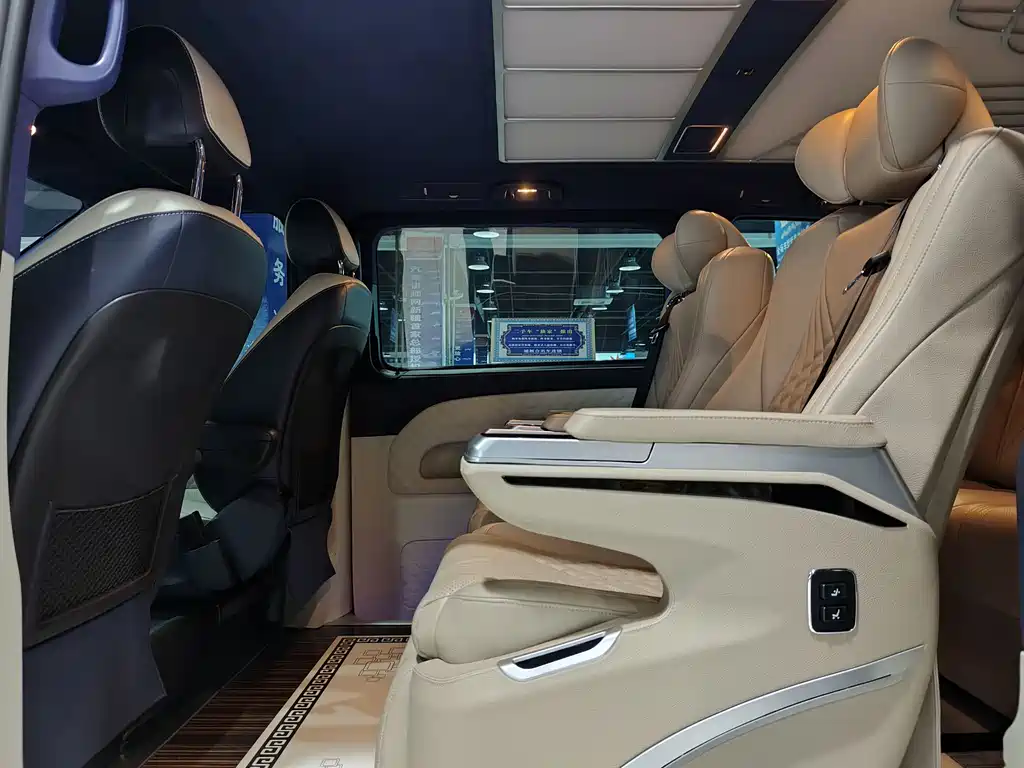 Volkswagen Viloran 2021 2.0T Business Edition 7-seater