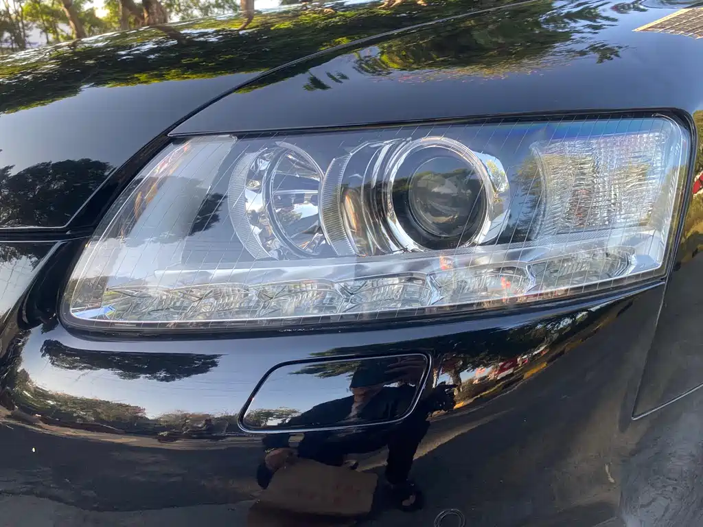 Audi A6L 2010 model 2.0 TFSI automatic standard edition