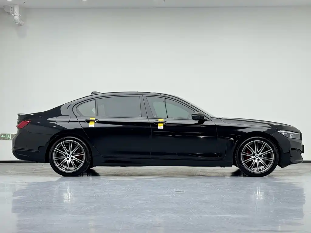 BMW 7 Series 2019 750Li xDrive V8 Luxury Package