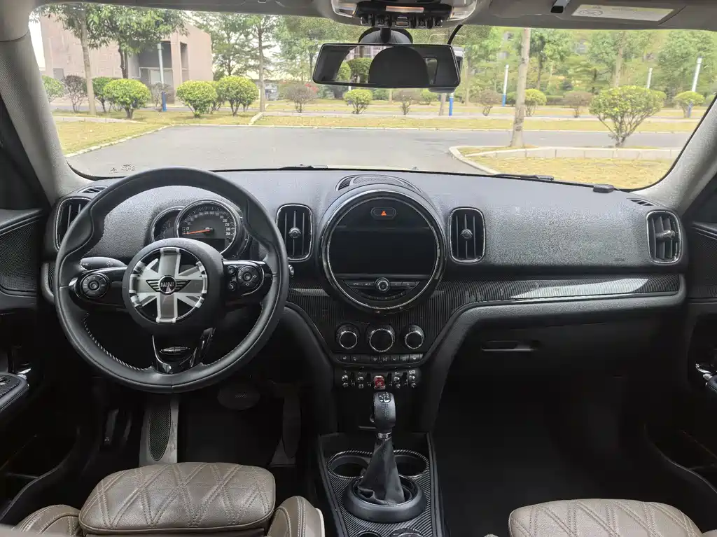 MINI Countryman 2019 1.5T Cooper Artist Weekend Edition