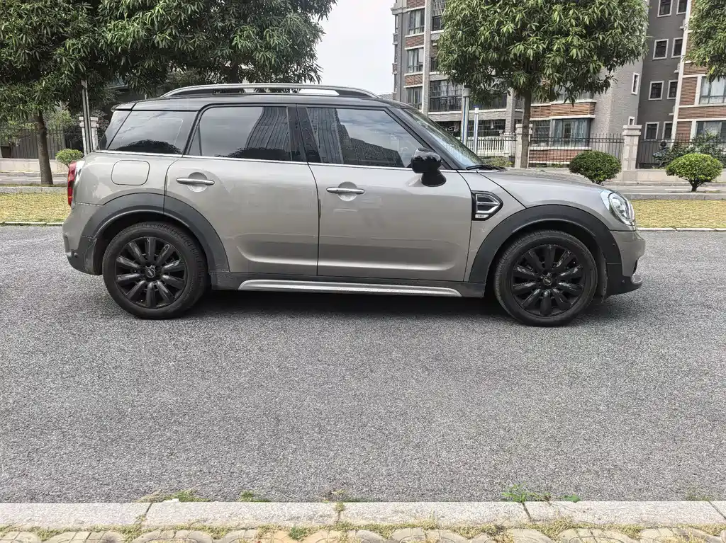 MINI Countryman 2019 1.5T Cooper Artist Weekend Edition