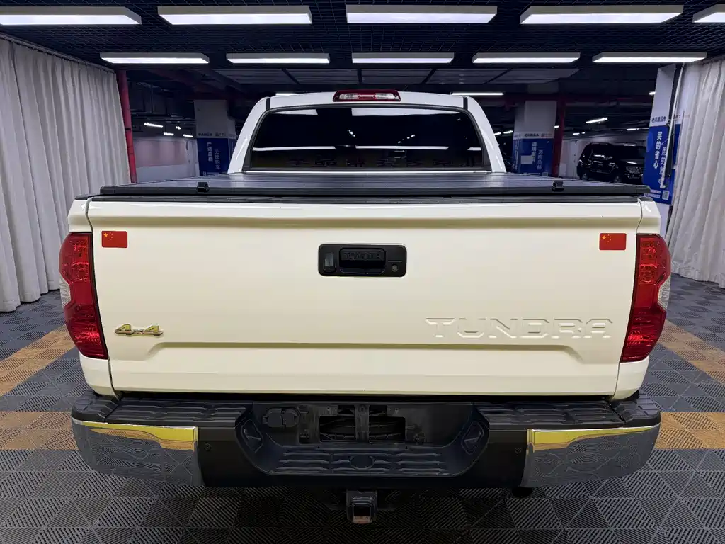 Tundra 2014 model 5.7L TRD Pro
