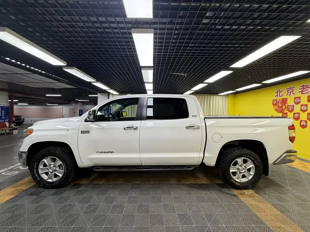 Tundra 2014 model 5.7L TRD Pro