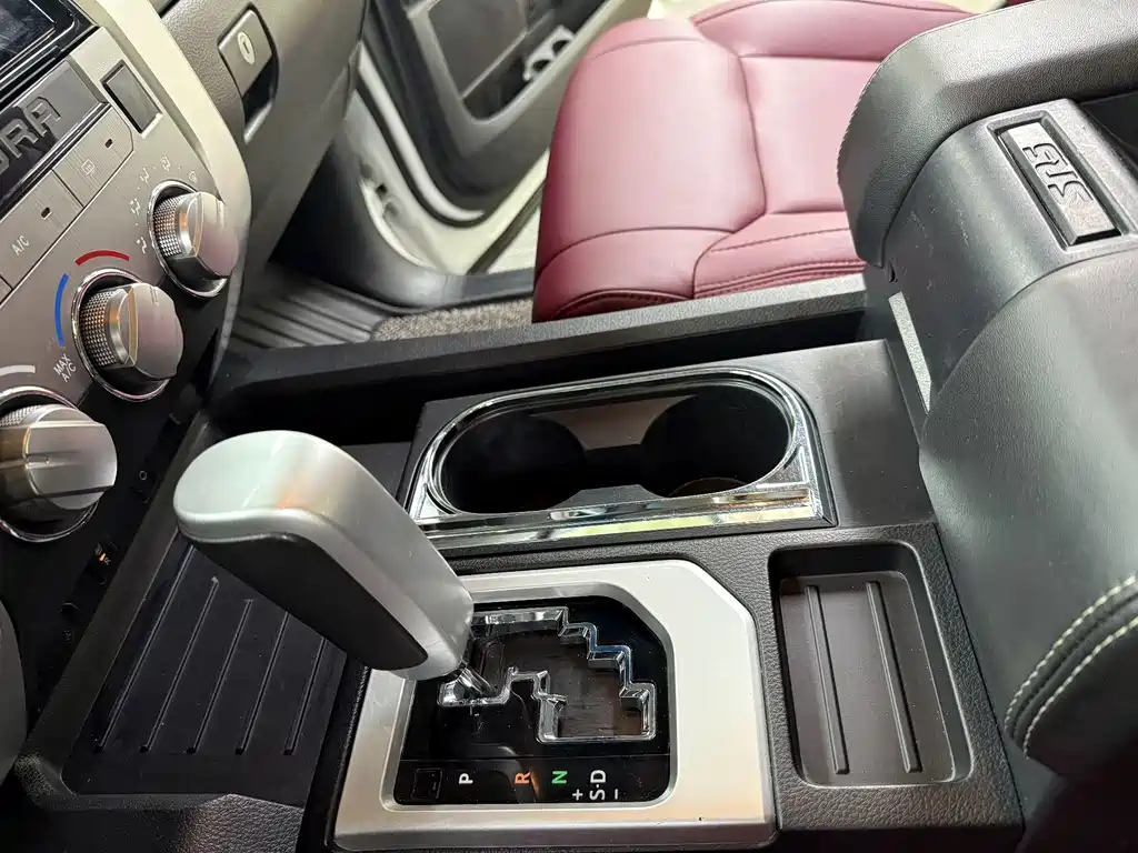 Tundra 2014 model 5.7L TRD Pro