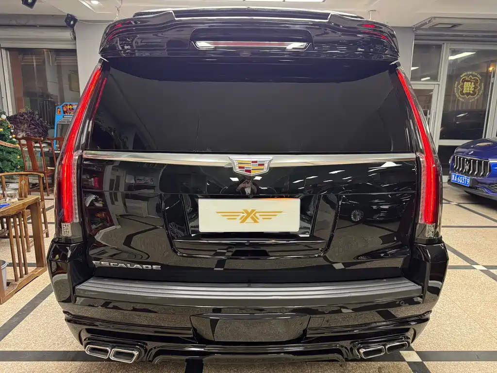 Escalade ESV Platinum Extended Length 2017