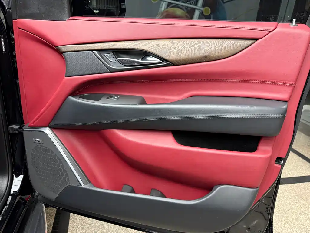 Escalade ESV Platinum Extended Length 2017