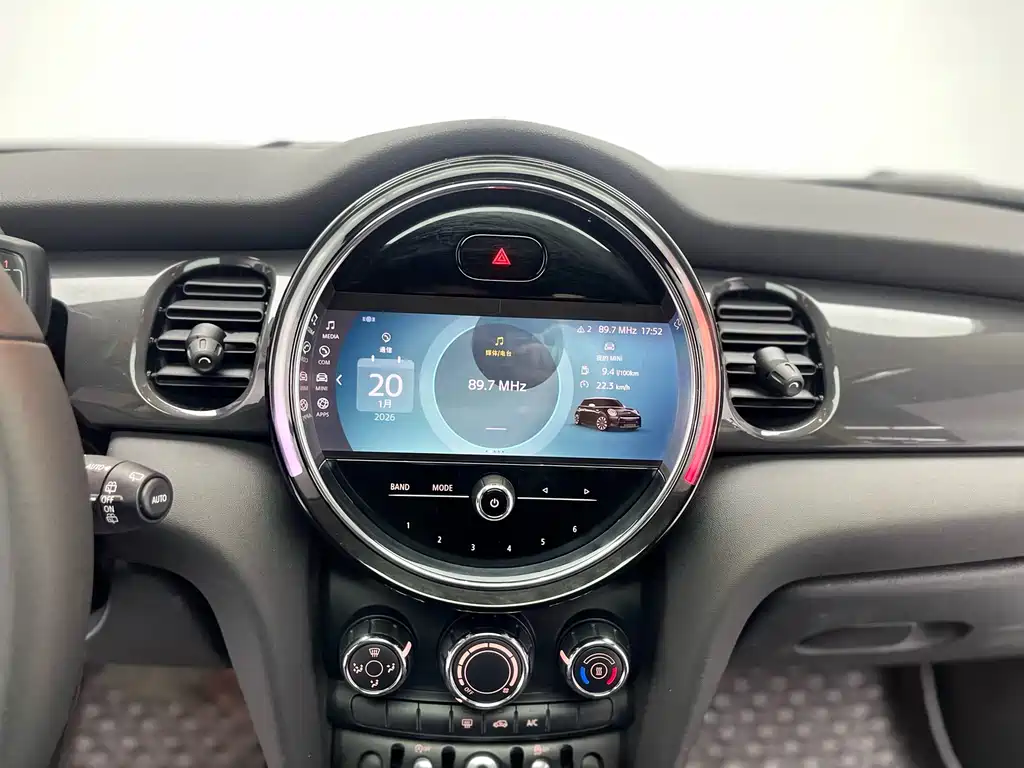 MINI 2022 1.5T ONE