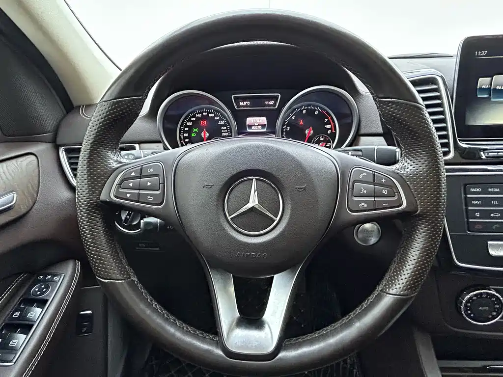 Mercedes-Benz GLE 2017 GLE 320 4MATIC Luxury Edition
