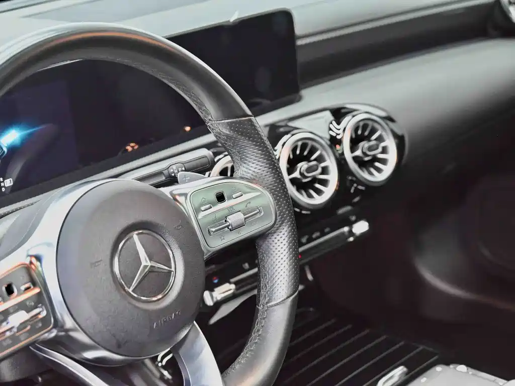Mercedes-Benz A-Class 2022 A 200 L Sport Coupe Fashion Edition