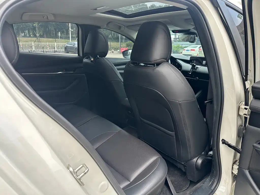 Mazda 3 Atenza 2022 2.0L Automatic Quality Edition