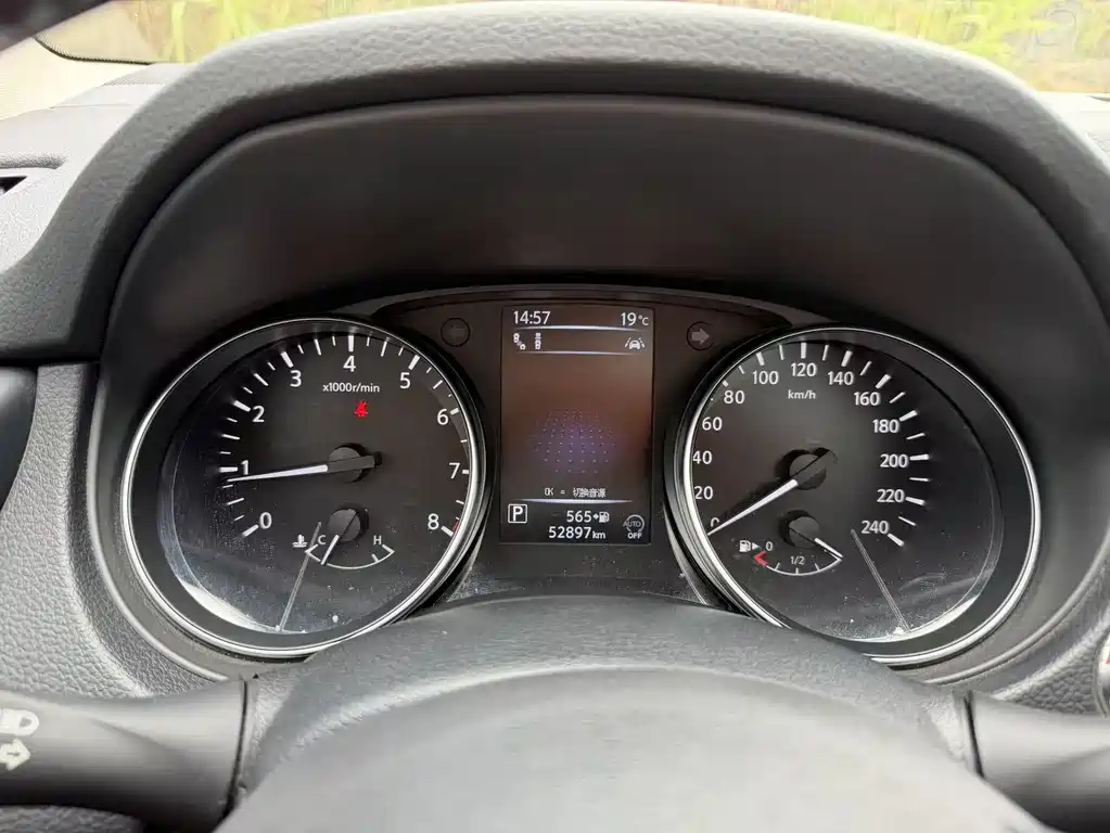 Nissan Qashqai 2021 2.0L CVT Premium Edition