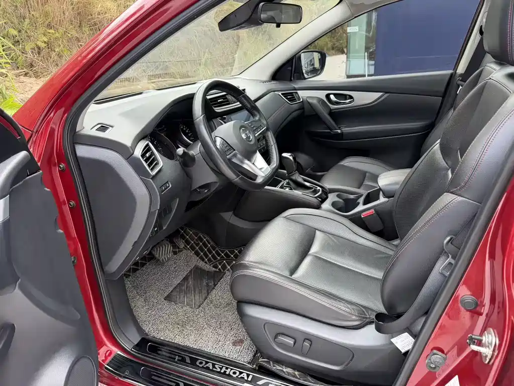 Nissan Qashqai 2021 2.0L CVT Premium Edition