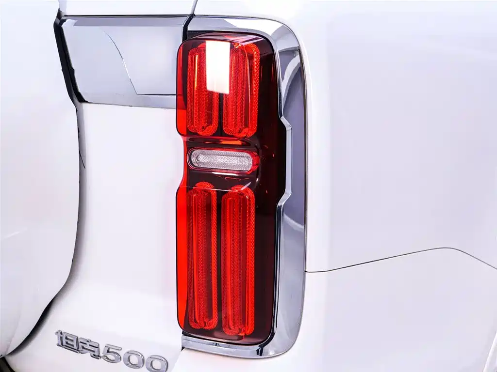 TANK 500 2022 Model Sport Edition 7-Seater