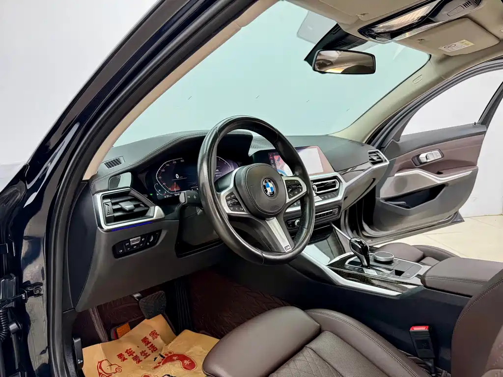 BMW 3 Series 2022 325Li M Sport Package