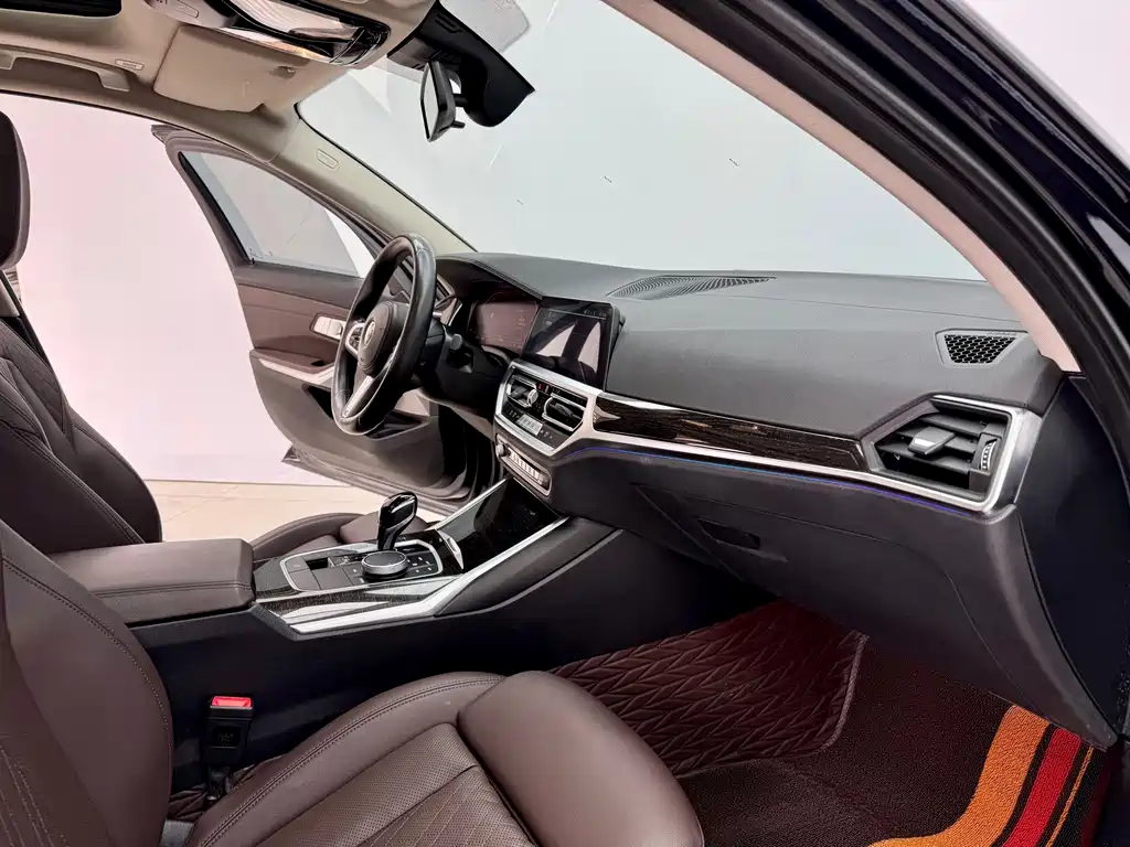 BMW 3 Series 2022 325Li M Sport Package