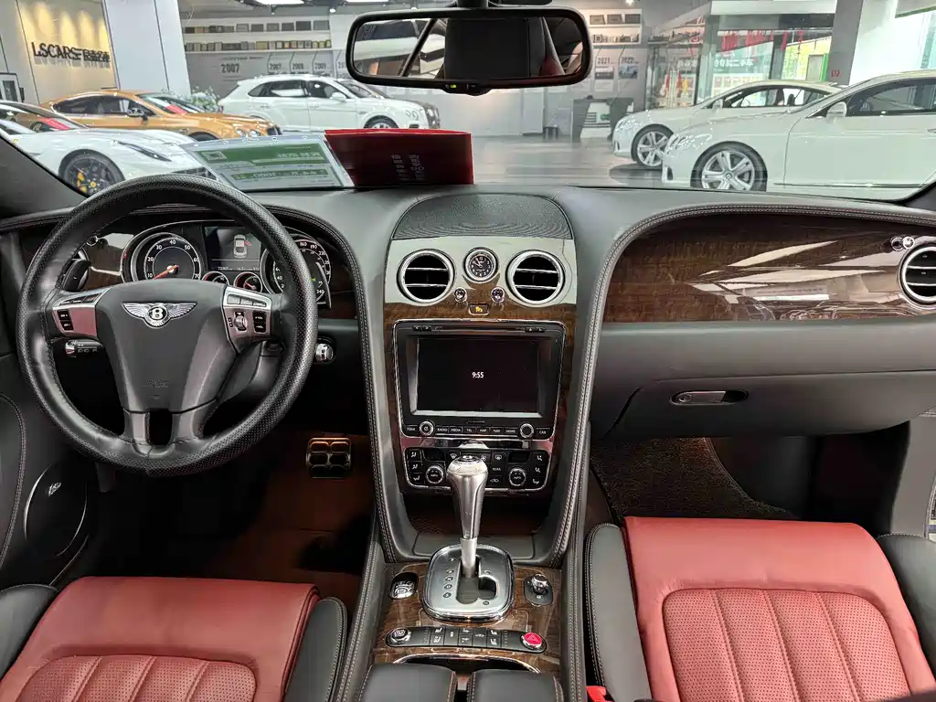 Audi A8 2014 model 4.0T GT V8 S standard edition