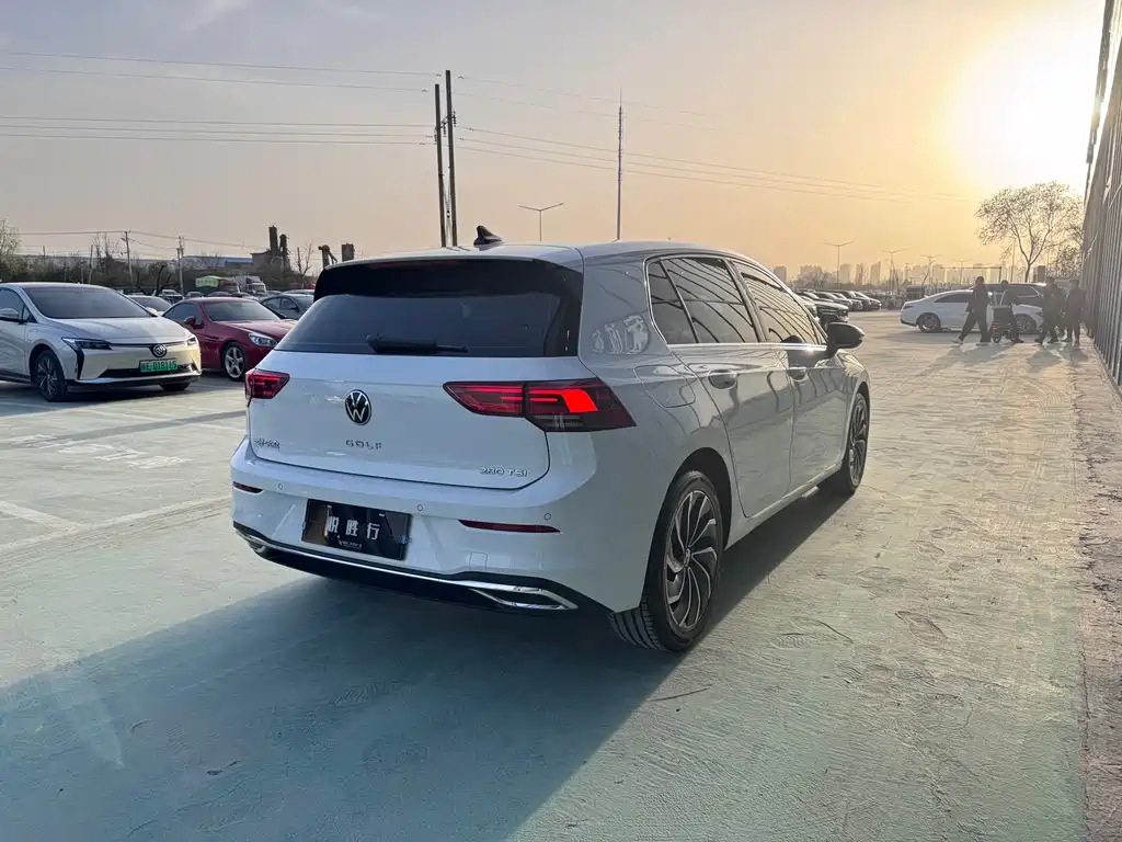 Golf 2023 280 TSI DSG Pro